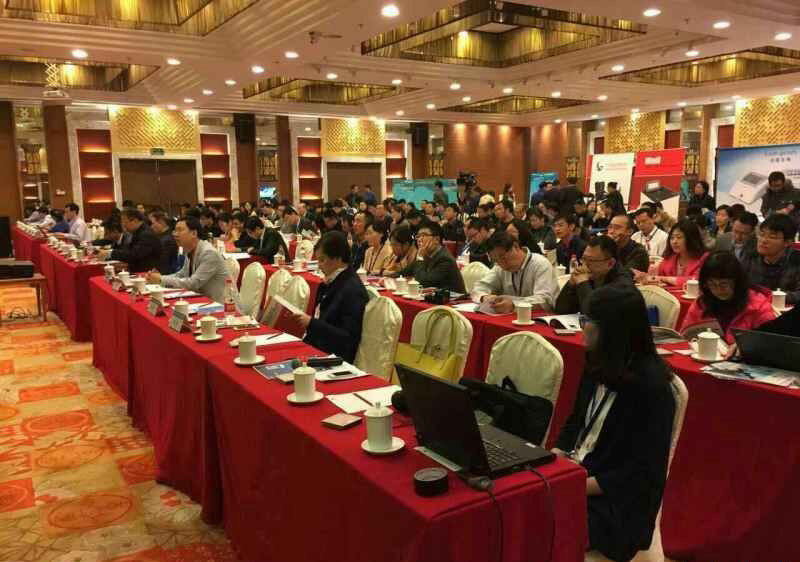 2015�������죩�Ƚ�����������շ���ھ�ʢ��Ļ��