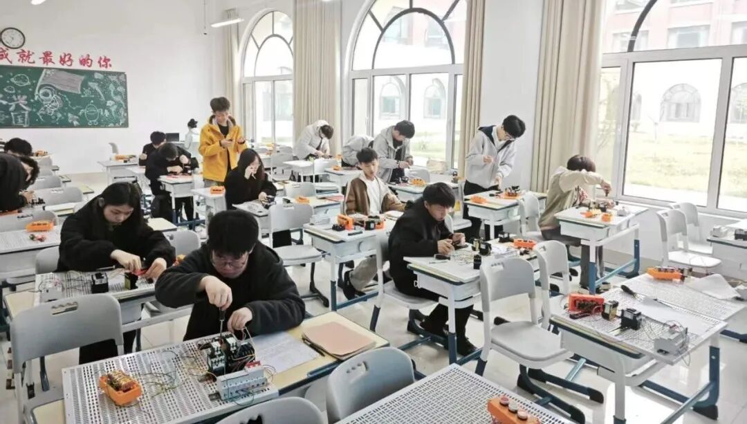f0f304e7ee76258a995b2291fa958450 图片
